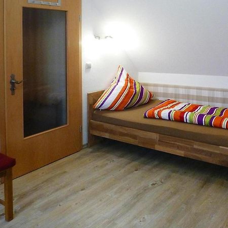 Holiday Apartment An Der Meisse, Bergen Bleckmar Eksteriør bilde