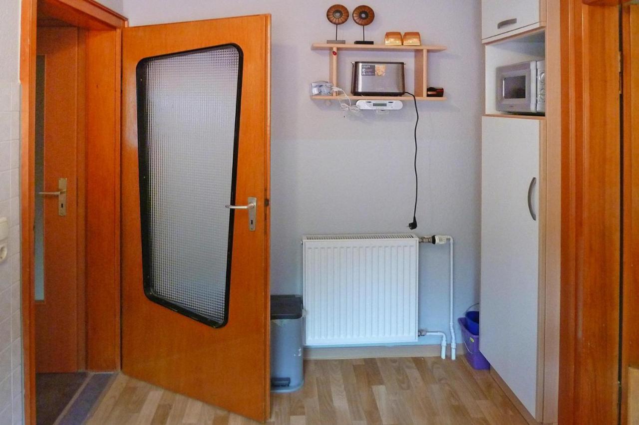 Holiday Apartment An Der Meisse, Bergen Bleckmar Eksteriør bilde